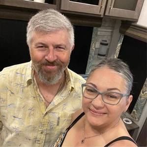 Meet your Posher, Elisa